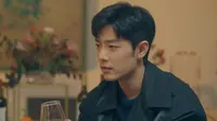 Cena do episódio 25 de Brilhe Comigo